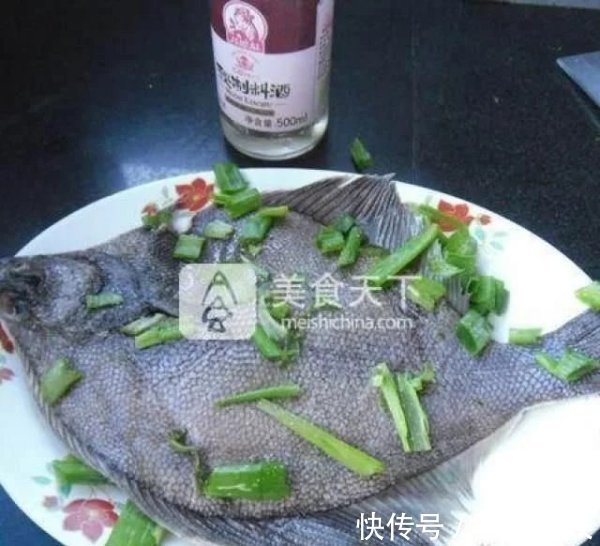 清蒸|清蒸偏口，鱼肉鲜嫩可口，省时省力又好做，太美味了！