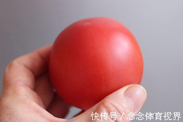 西红柿|打了激素的西红柿怎么分辨?菜农:教您一招,别再买错了
