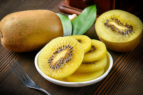 酸碱平衡|碱性食物一览表,蔬菜魔芋、慈菇、粉葛,水果猕猴桃、柿子