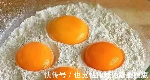 简单的面包做法,不用烤箱不用蒸,香甜柔软,儿子连吃5个直夸香