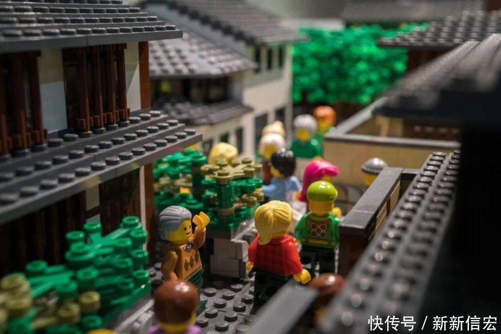 大阪#日本达人用乐高拼出一个个微型世界,网友:这是哪来的神仙!
