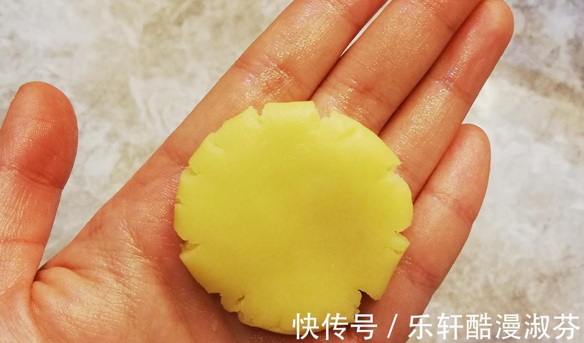 我家吃桃酥从来不买，一直都是自己做，又香又酥