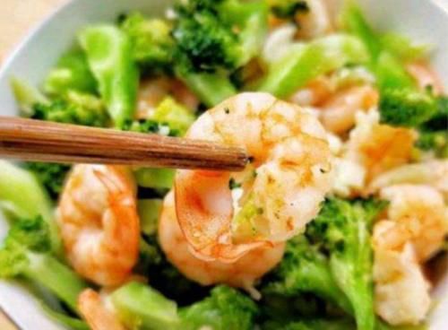  大虾|冬天，吃菠菜吃白菜，不如吃它，营养极高，爽脆鲜嫩，给肉都不换