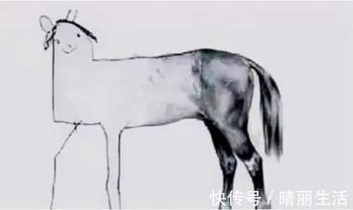 画家@美术生画到一半懒得画了,成品让人一言难尽,老师看后哭笑不得