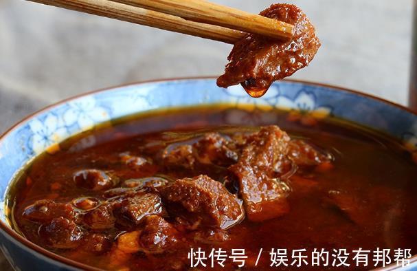 炒酱|做炸酱面,炒酱是关键,教您详细做法,酱香浓郁,在家也吃得香
