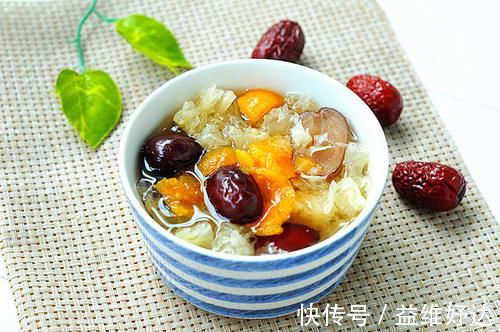 气血|银耳和“它”一起煮,隔三差五吃一次,皮肤好皱纹少,还补气血!