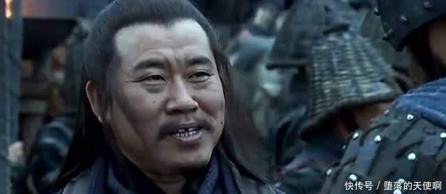 捅破|庞统死前说出六个字，捅破刘备秘密，连诸葛亮都不曾发现！