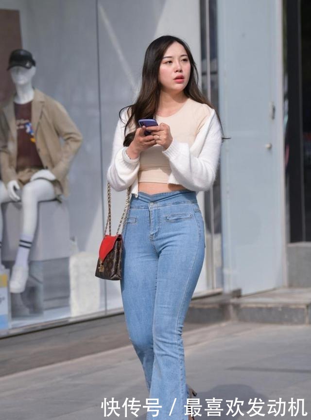 牛仔裤|不必为穿搭而烦恼，牛仔裤使你的造型时尚又美丽