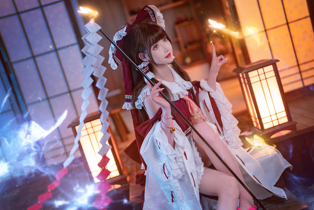 博丽灵梦cosplmusedash &东方project，玛莉嘉&博丽灵梦cosplay