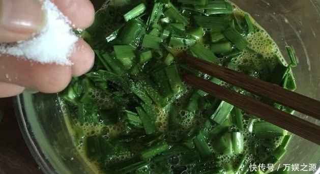 小菜|天天吃的一道家常小菜,多加一料味道立刻变得不一样