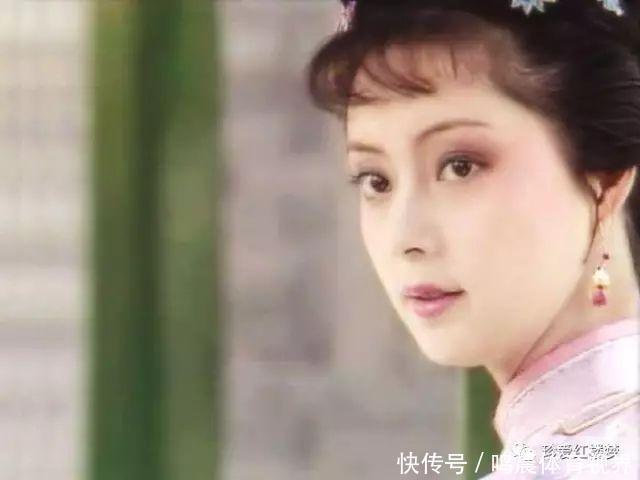 王夫人@刘姥姥分别评价薛宝钗与林黛玉,仅仅两字之差,却都是画龙点睛