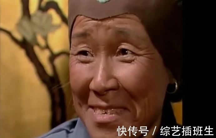 贾母#《红楼梦》中那个误入富贵场的少年,在迷失了自我之后,走向毁灭