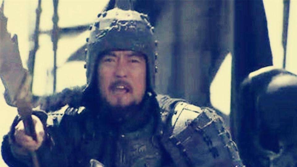 搞不清|上将潘凤,可斩华雄?为什么三国总有人搞不清自己的定位?