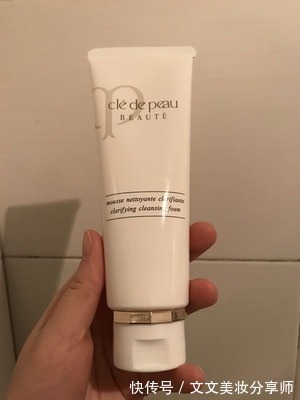 洗面奶|敏感痘肌洗面奶“之争”:实测评价告诉你为什么很多大牌被平替!