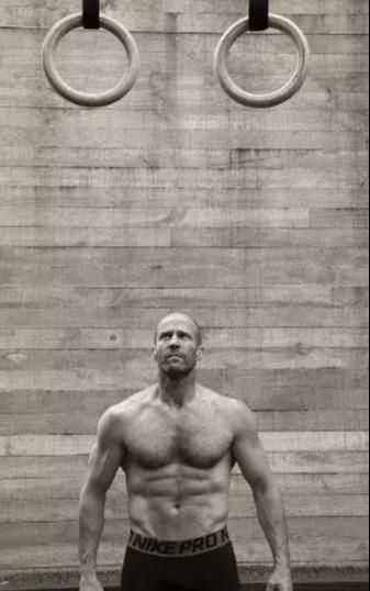 虐背|有一种背,叫杰森斯坦森的“大神背”,附高效虐背教程