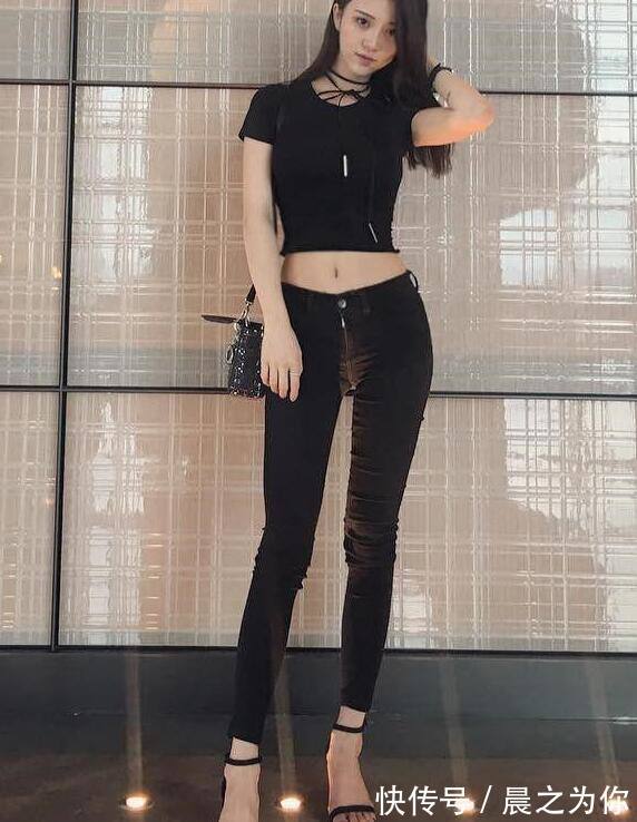 高跟鞋 -展现个性的牛仔裤女神，穿出时尚风采，回头率百分百！