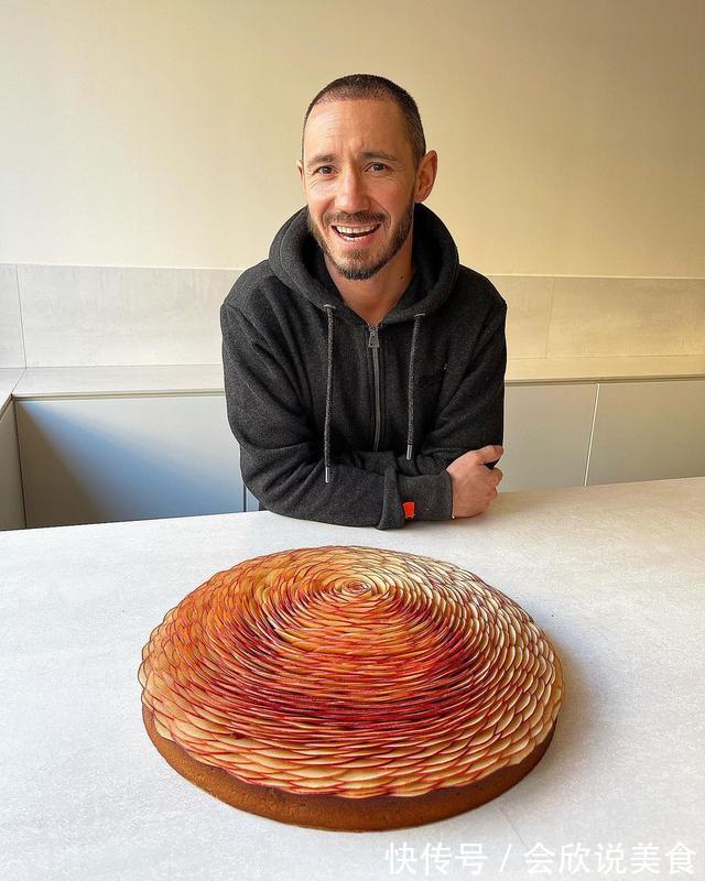 法国有个烘焙师，他做的甜品，简直是强迫症的福音