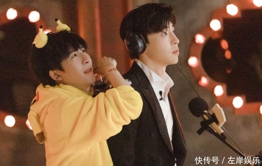 斗篷 《密室大逃脱》新路透曝光,全员黑色大斗篷,杨幂美成冷艳女杀手