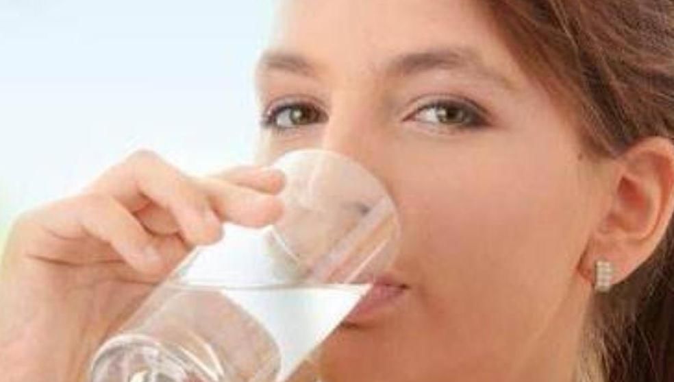 水分|坐月子身体需要补充水分，不要喝凉的白开水，不然胜似喝毒药