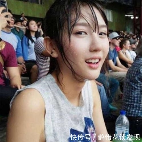 熟睡的爸爸却被女儿涂鸦成这样，差点笑喷出来啊