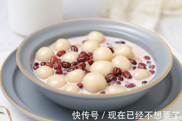 比奶茶还好喝的红豆糯米丸子，既是主食又是甜品，糯叽叽奶香十足