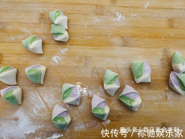 吃饺子|饺子馅就要这样调，鲜香味美，有肉又有菜，寓意今年有个好兆头