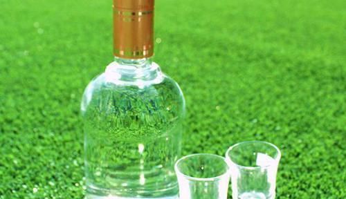 酒花|戒不了酒的人,买白酒时要留神!选错了酒,既浪费钱还伤身