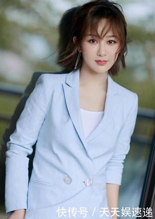 脸上这4处有“窝”的女人,天生就是“美人胚子”,看看你有没有