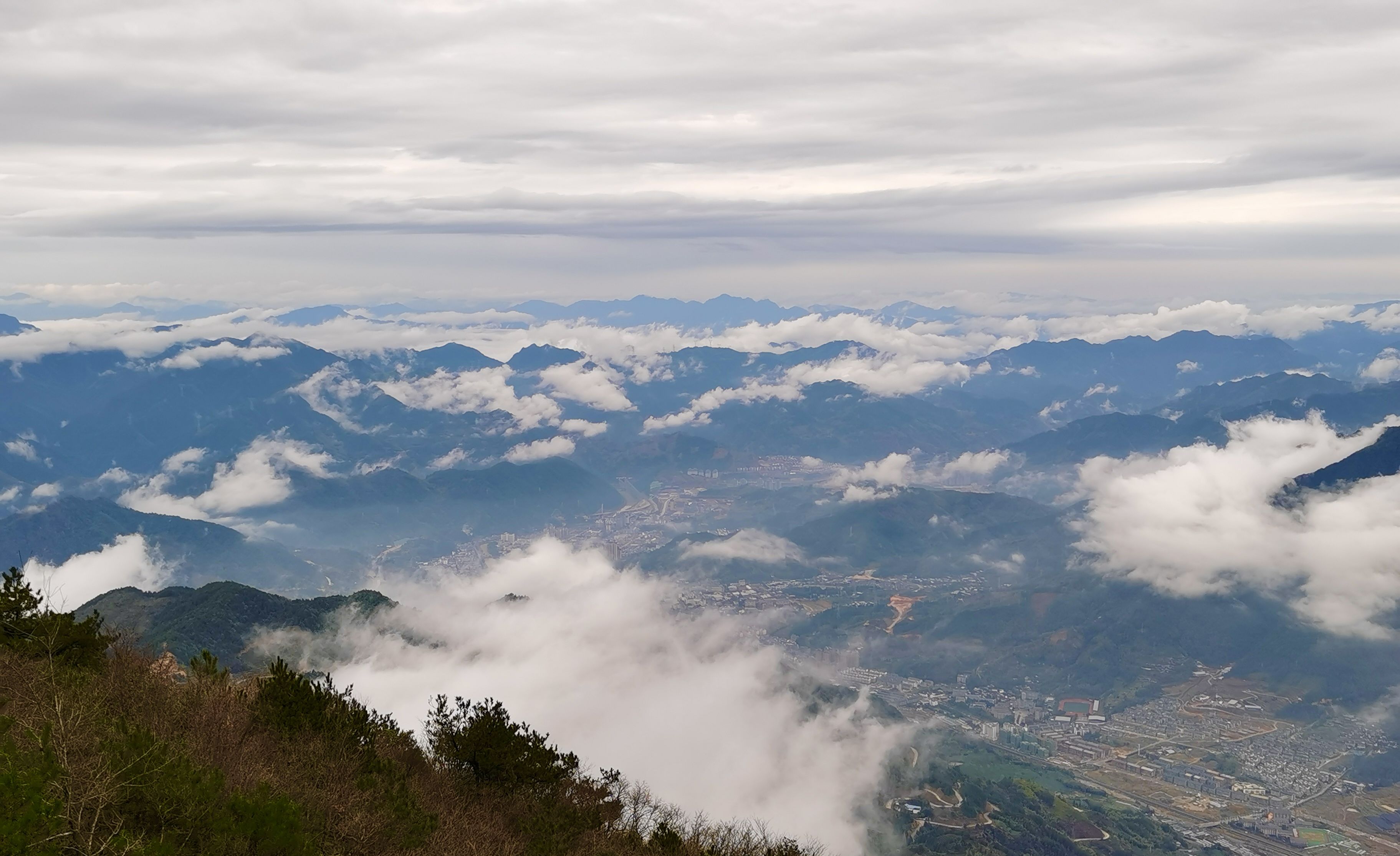 云雾|雾锁山城山锁雾，这样的景宁你爱了吗？