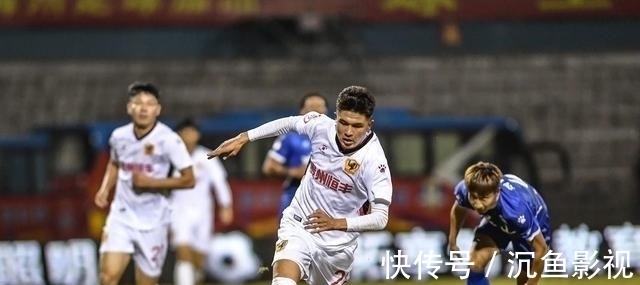 武汉|3-1,冲击五连胜!成都蓉城拒绝出局,盼3大记录,武汉三镇送助攻