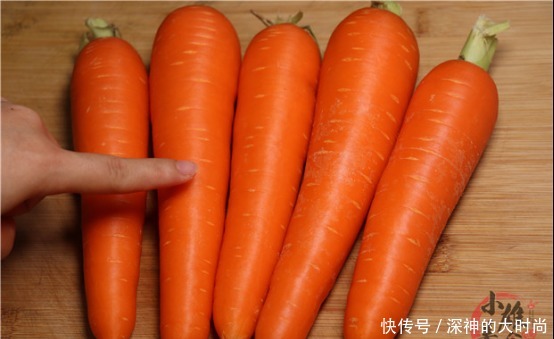 透露|买胡萝卜,不要再买着4种了,菜贩透露不新鲜还难吃,别再买错