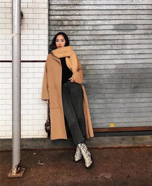 围巾你还只知道“土鳖”的围法？过年这样来系，太时髦有气质了吧