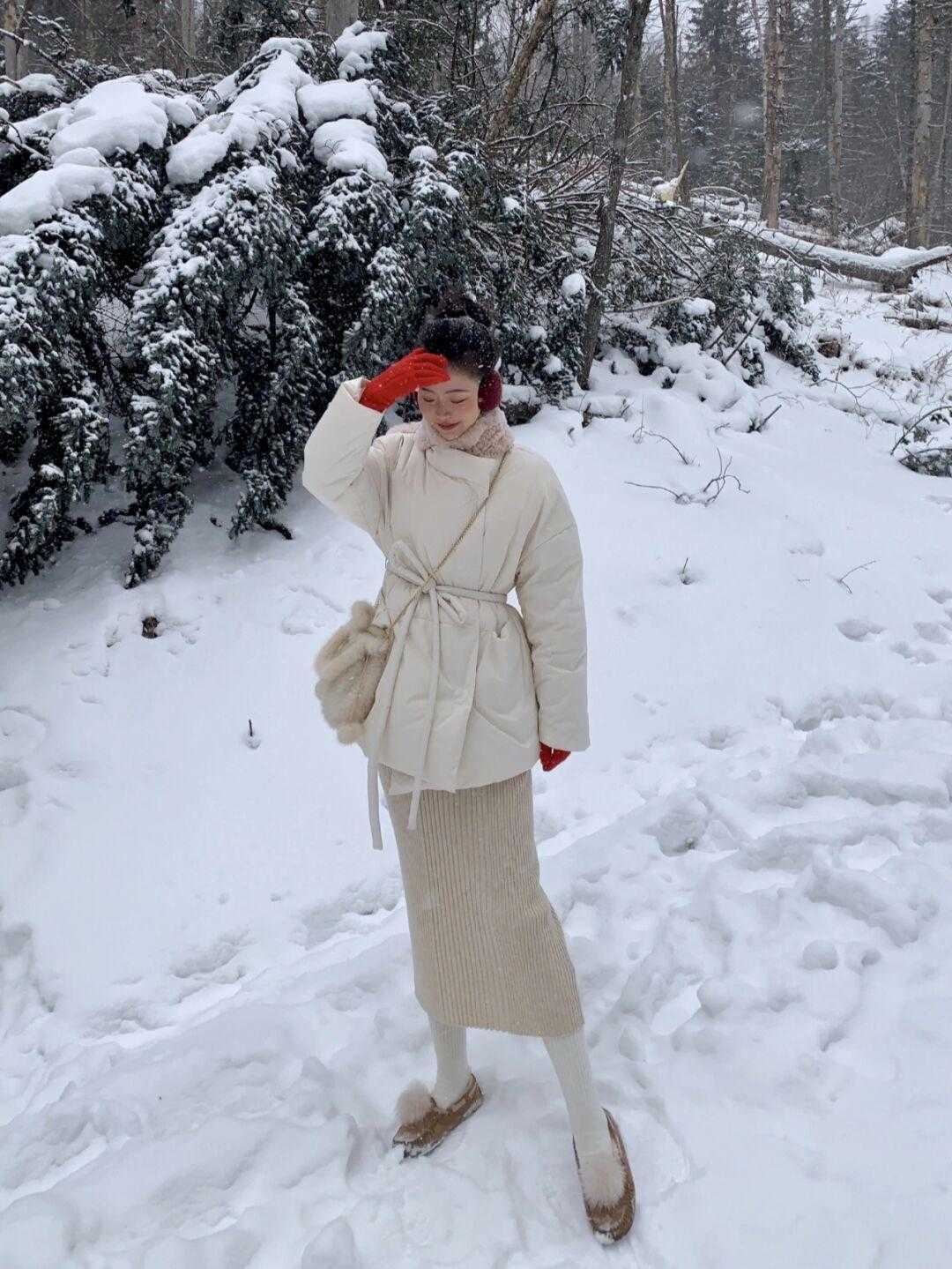 休闲裤|天冷了,羽绒服还是少不了,瞧下面潮人这样来穿,显瘦洋气又好看