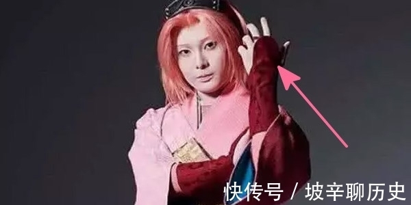 佐助|当歌舞剧遇上火影忍者,大叔版卡卡西还能忍,男人版小樱不忍直视