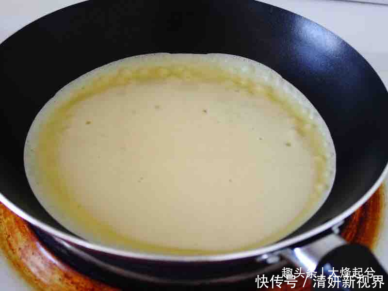 自制|在家自制挪威薄煎饼,香味扑鼻,简单又好吃,大家可以试试