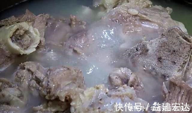 烂汁|炖大骨头汤时，千万不要直接炖，加入它，肉烂汁香，不腥不柴