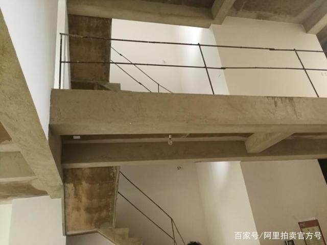 云水湾|云南省曲靖市一222平房产拍卖,以257万元成交