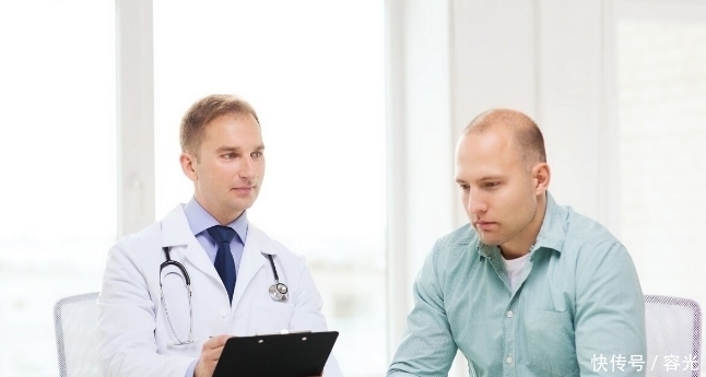 男人易患4大癌症,请注意,想要保持长寿,晨起请保持两少两多