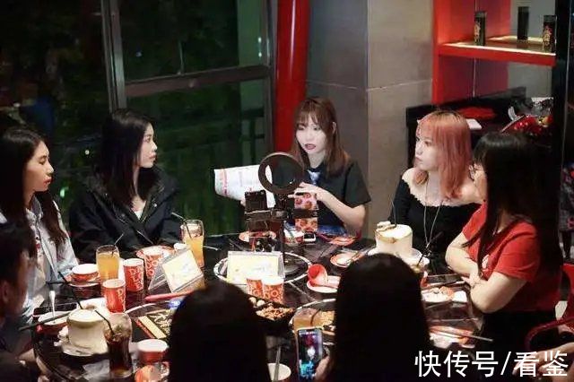 内卷|“哈尔滨1000万人口，900万人在探店”？