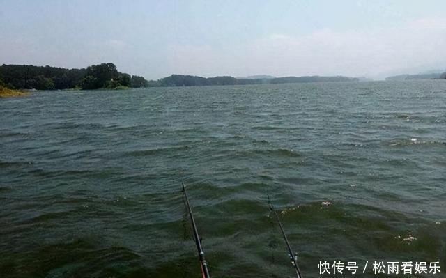 阴天钓鱼,指着这五个技巧,一年四季都不空军