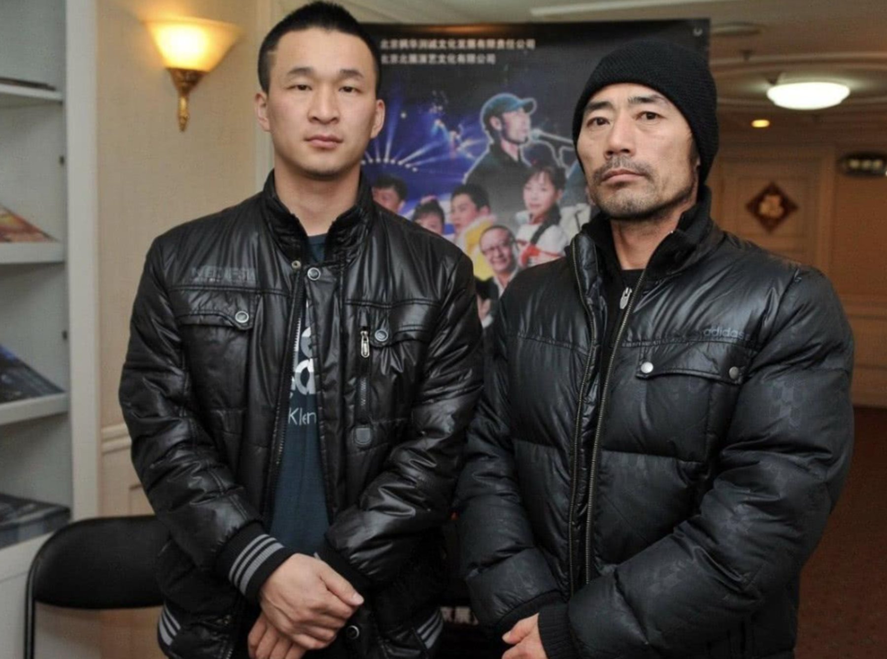 草根歌手旭日陽剛：一個重新翻紅，年收入百萬，一個回農(nóng)村種地