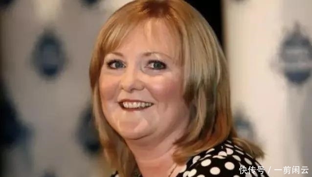 将太阳私有化,准备向所有使用太阳的人收费,真是闹出了天大笑话