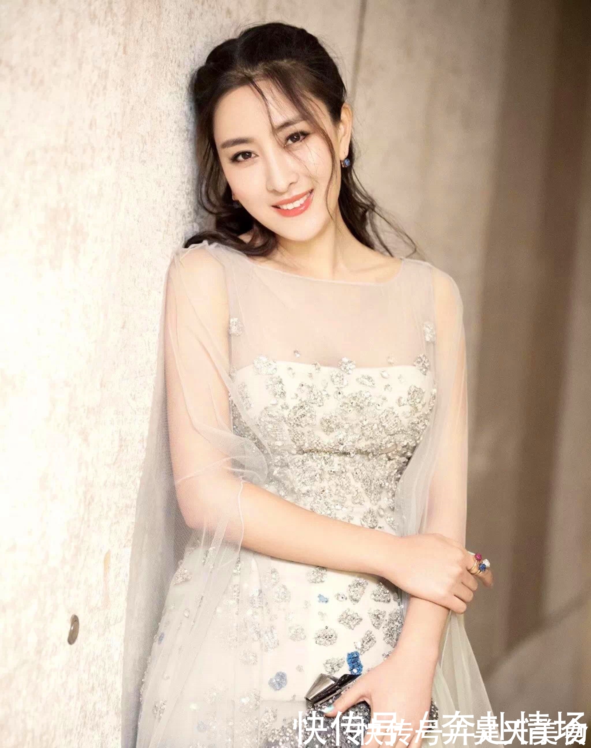 精致|发型不能瞎剪,要根据你的脸型来决定,变精致小脸女生