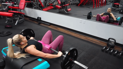 卡戴珊|俄罗斯“重量级女神”,140斤体重无一丝赘肉,健身让身材更完美