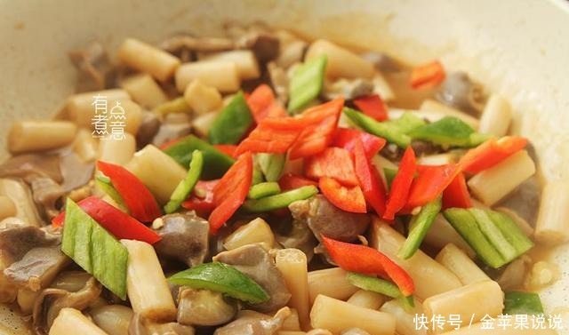 炒鸡胗,先焯水还是直接炒都错了,用它泡一泡,鸡胗鲜嫩无异味