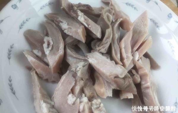 猪身上就属这地方最贵，比牛羊肉还滋补，补脾益胃，冬天要多吃