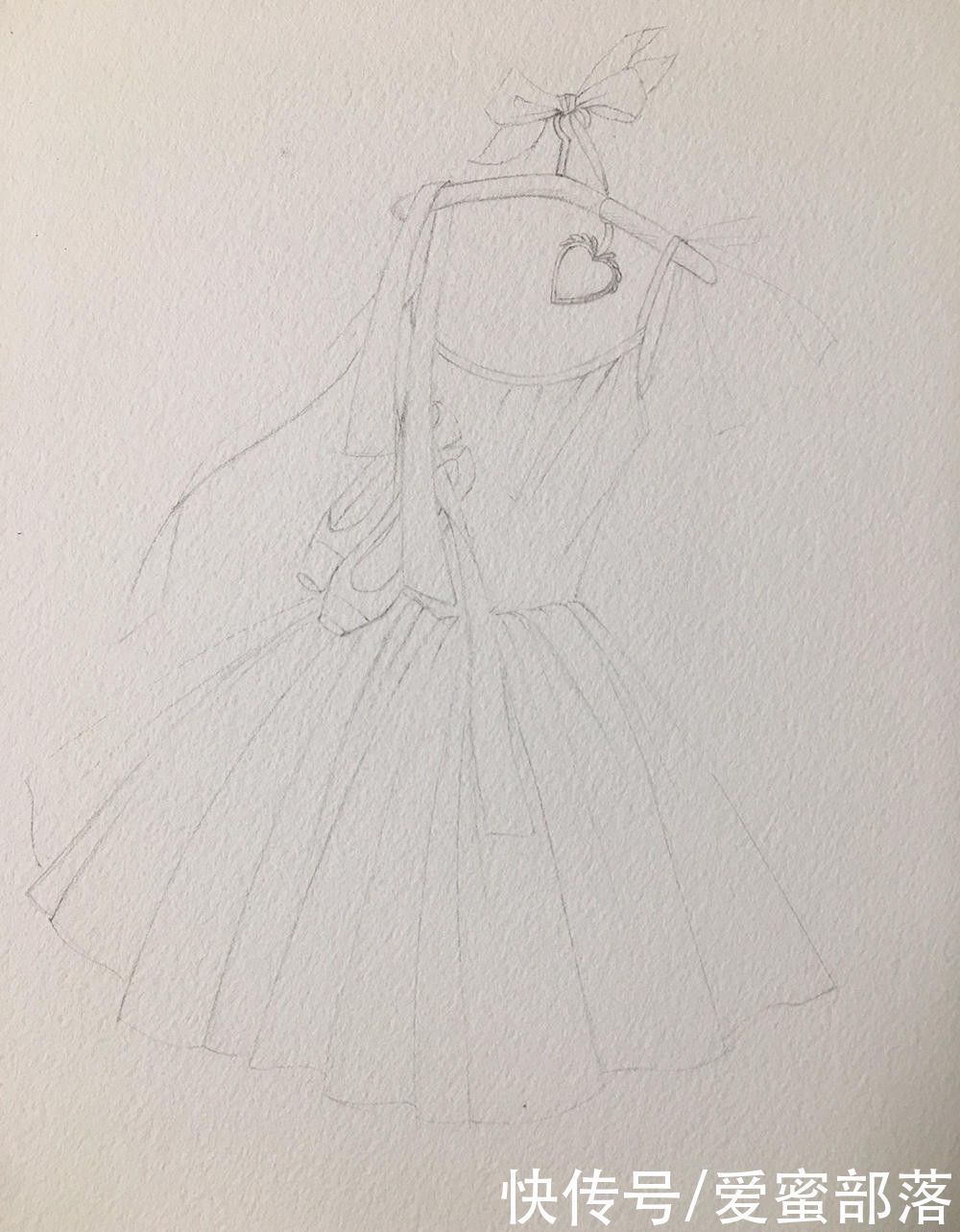 皱褶|好看又适合新手练习的水彩作品,粉色舞裙