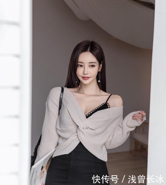 时尚|孙允珠黑色吊带蕾丝鱼尾裙,性感时尚显女人味