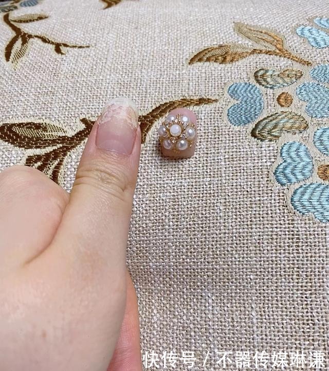 没工具在家怎么卸甲片？几个实用的小技巧，或许可以帮到你