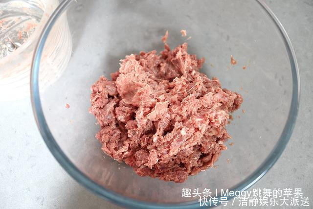 带来|饺子肉馅里打水,错了!头伏饺子二伏面,今天带来个不一样的饺子